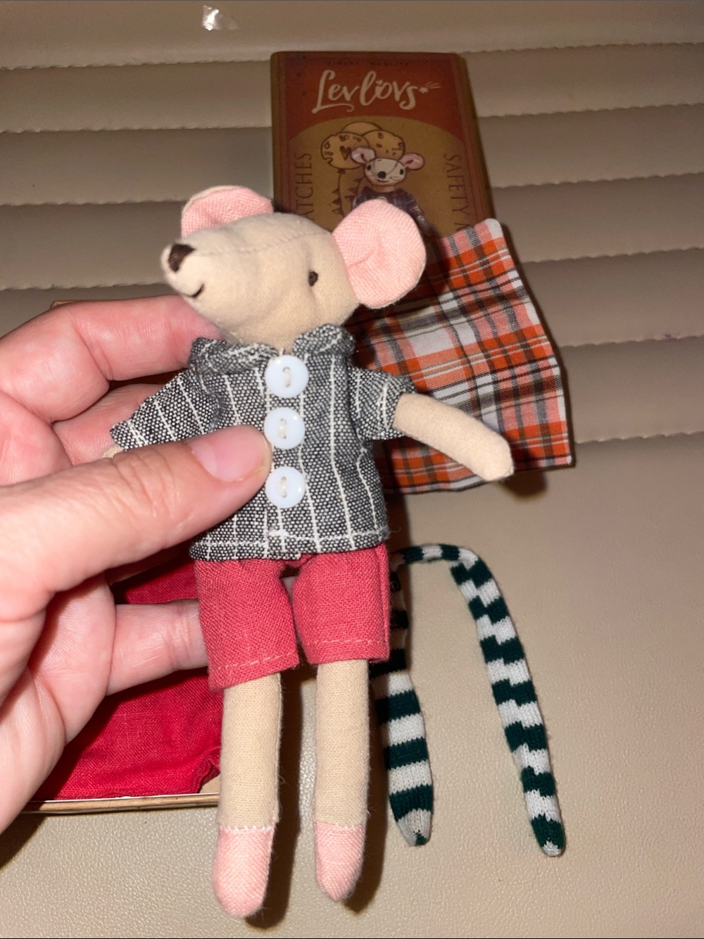 Levlovs Set of 2 mice ( sister and brother) in matchbox beds . - Picture 9 of 12